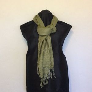 Green Dennis Basso wrap scarf